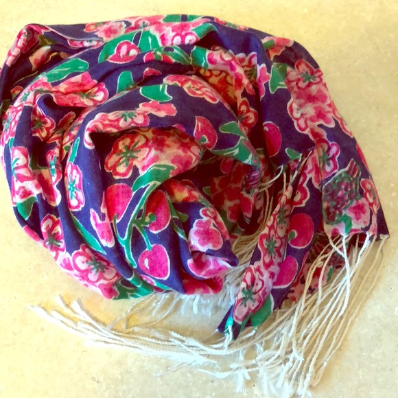 Lilly Pulitzer Accessories - Lilly Pulitzer scarf